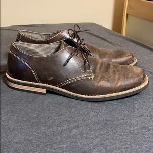 Brown dress shoes